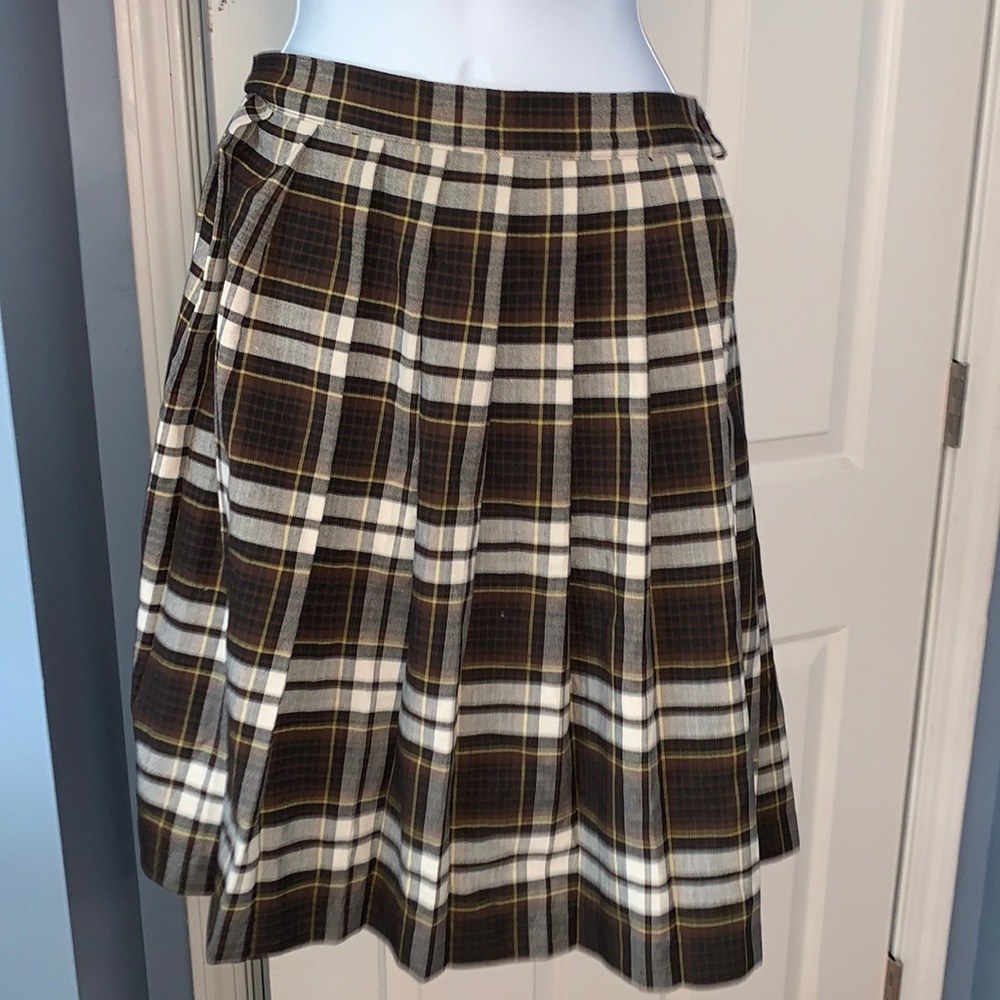 Perfect condition girls French toast skirt plaid yellow, black, white, brown